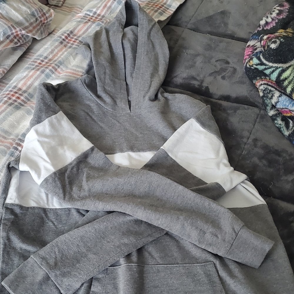 boys ling sleeve top